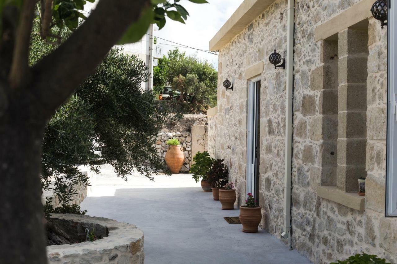 Margarita'S Stone House Lägenhet Plátanos Exteriör bild